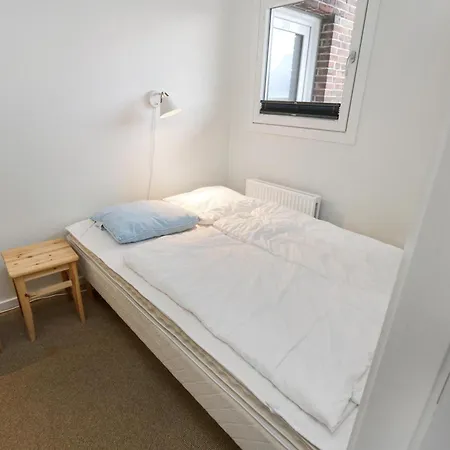 Daire Paen Og Hyggelig Indrettet Sj3202