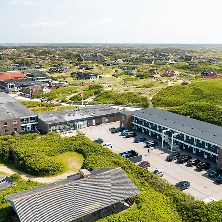 Daire Paen Og Hyggelig Indrettet Sj3202 Henne Strand
